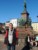 przed pomnikiem cara Aleksandra II