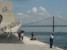 nabrzeże w Belem po prawej Ponte 25 de Abril naśladujący słynny most Golden Gate