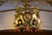 Empora, herb Wielkiej Brytanii z dewizą monarchii brytyjskiej `Dieu et mon droit` (Bóg i moje prawo)